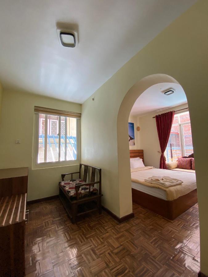 Alobar1000 Hostel กาฐมาณฑุ ภายนอก รูปภาพ